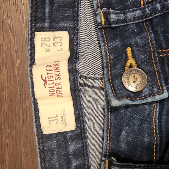 Hollister Skinny Jeans - Picture 6 of 10
